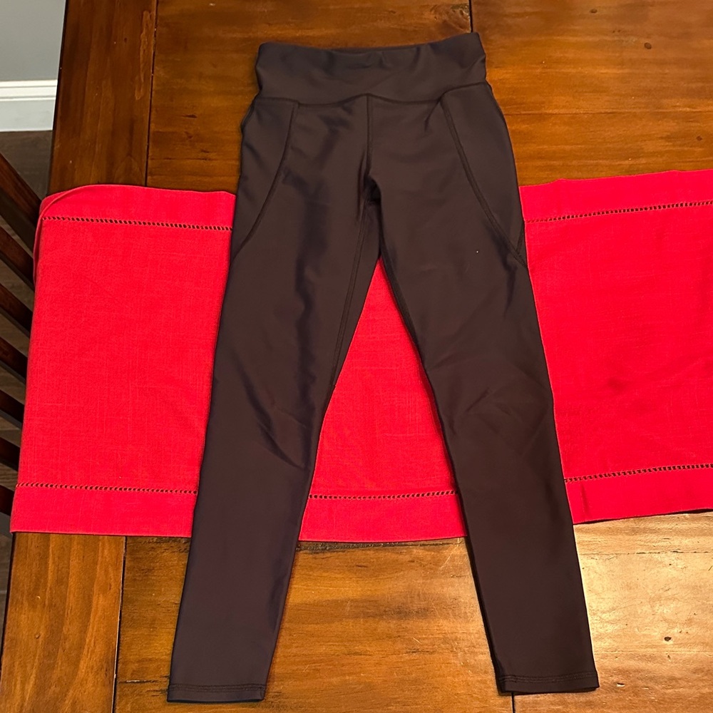 Old Navy High Rise Go-Dry Leggings Size 8